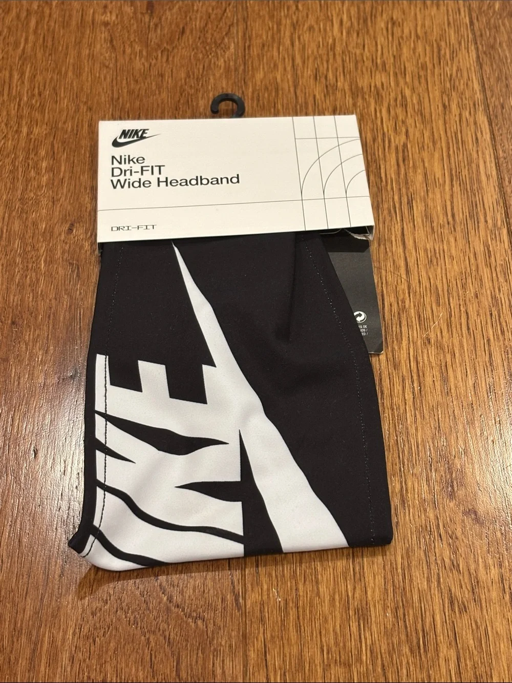 Nike Dri-FIT Wide Headband - Black & White Graphic